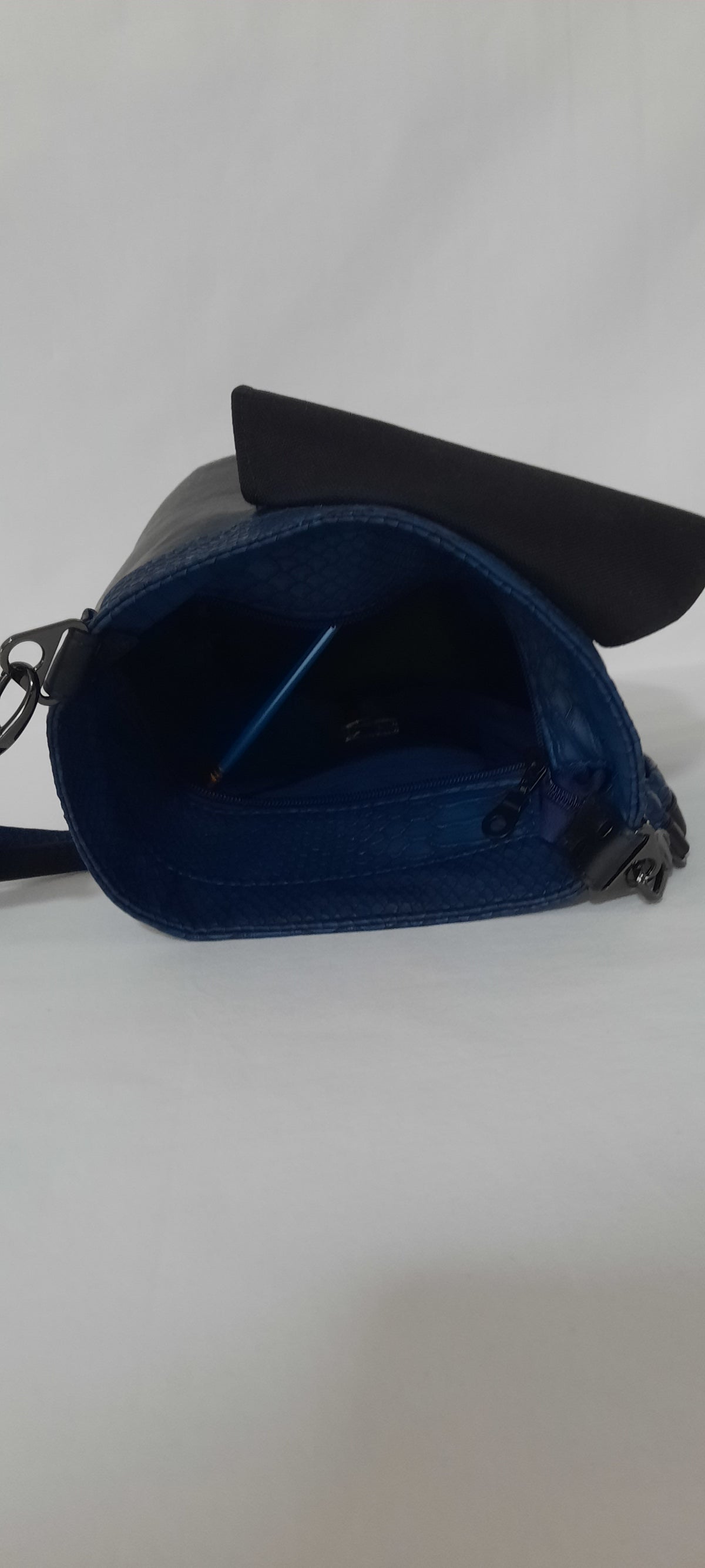 Small Bucket Bag – Blue & Black Faux Leather