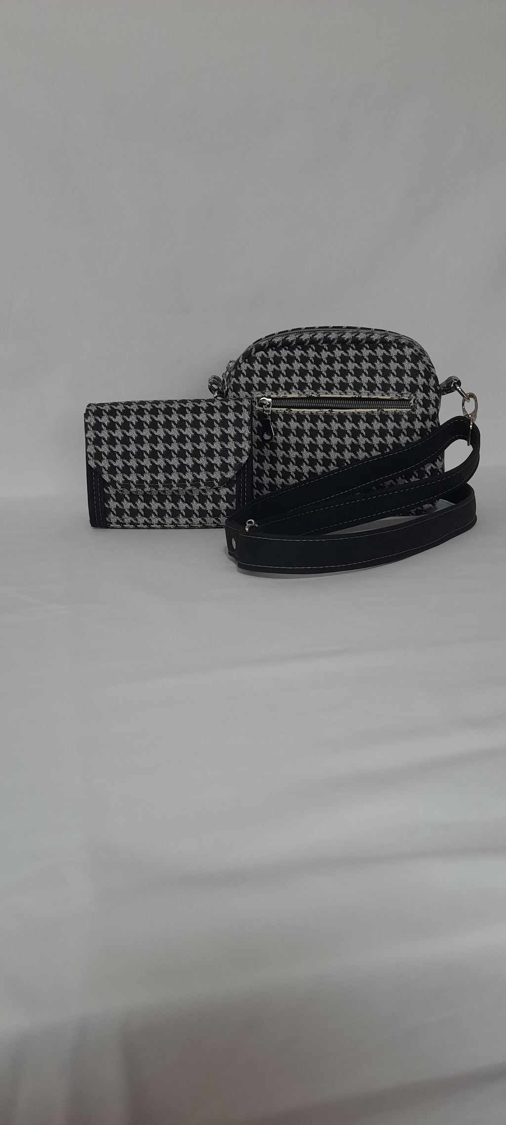 Small Crossbody Bag & Matching Wallet Set – Houndstooth