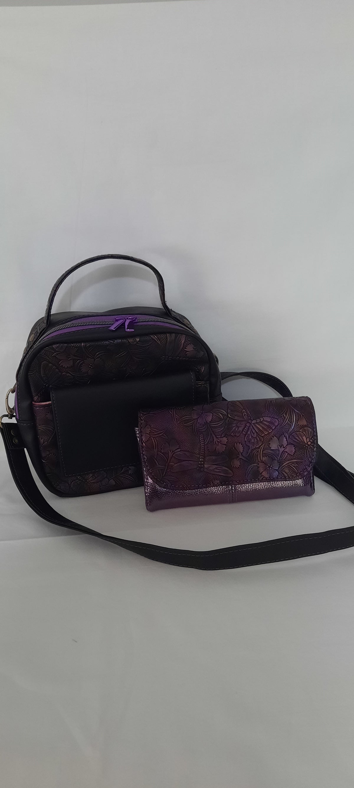 Small Vinyl Crossbody Bag & Wallet Set – Waterproof Set
